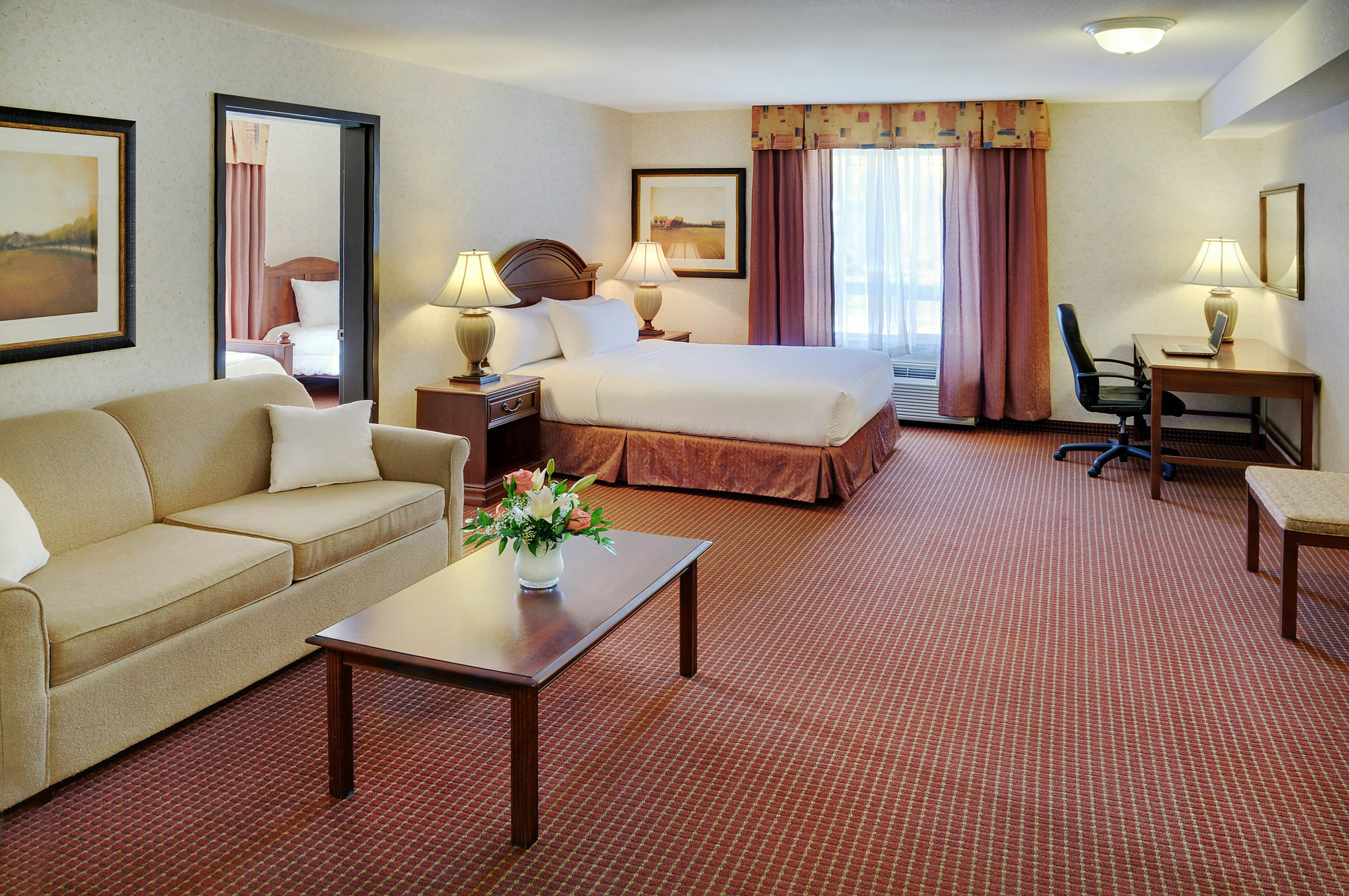 Pomeroy Inn & Suites Fort St. John Екстериор снимка