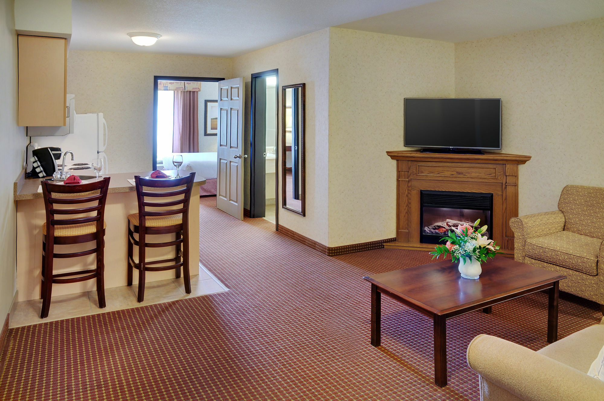 Pomeroy Inn & Suites Fort St. John Екстериор снимка